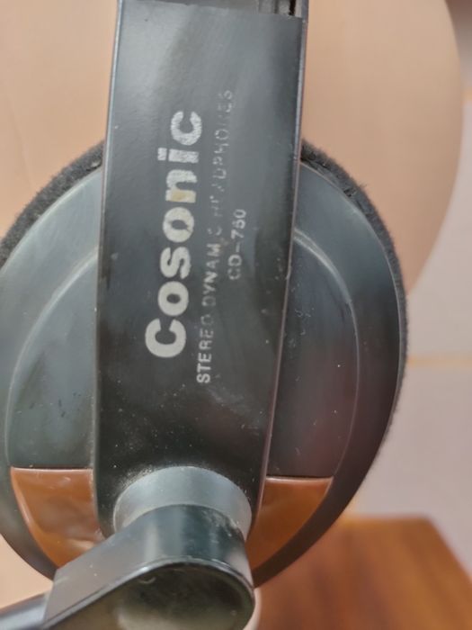 Стерео наушники проводные с регулятором громкости