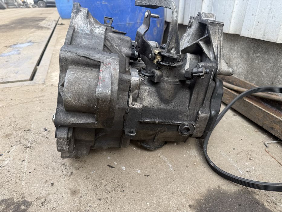 caixa de velocidade vw Golf 4 1.9 tdi EKU 22119