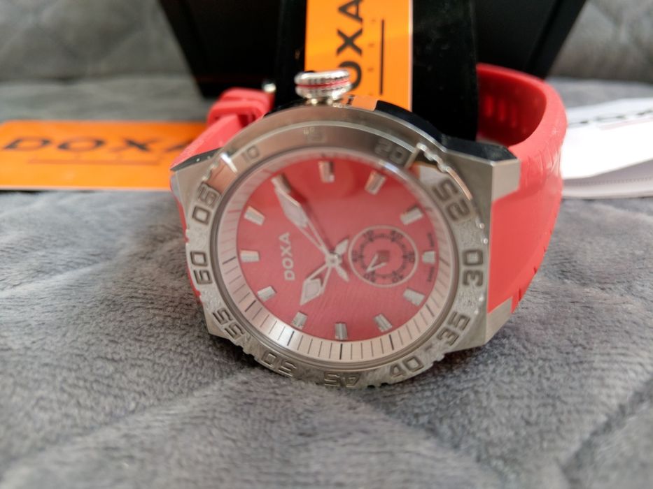 Zegarek DOXA szwajcarski 704.15.161.22