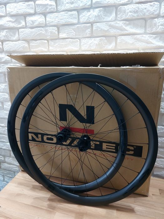 Nowe koła Novatec R3 Microspline Centerlock Shimano szosowe gravel