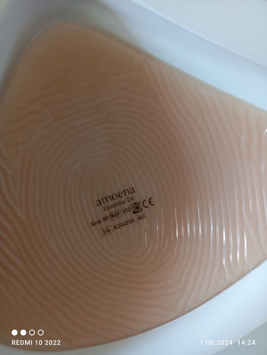 Sprzedam protezę piersi prawej jest nowa