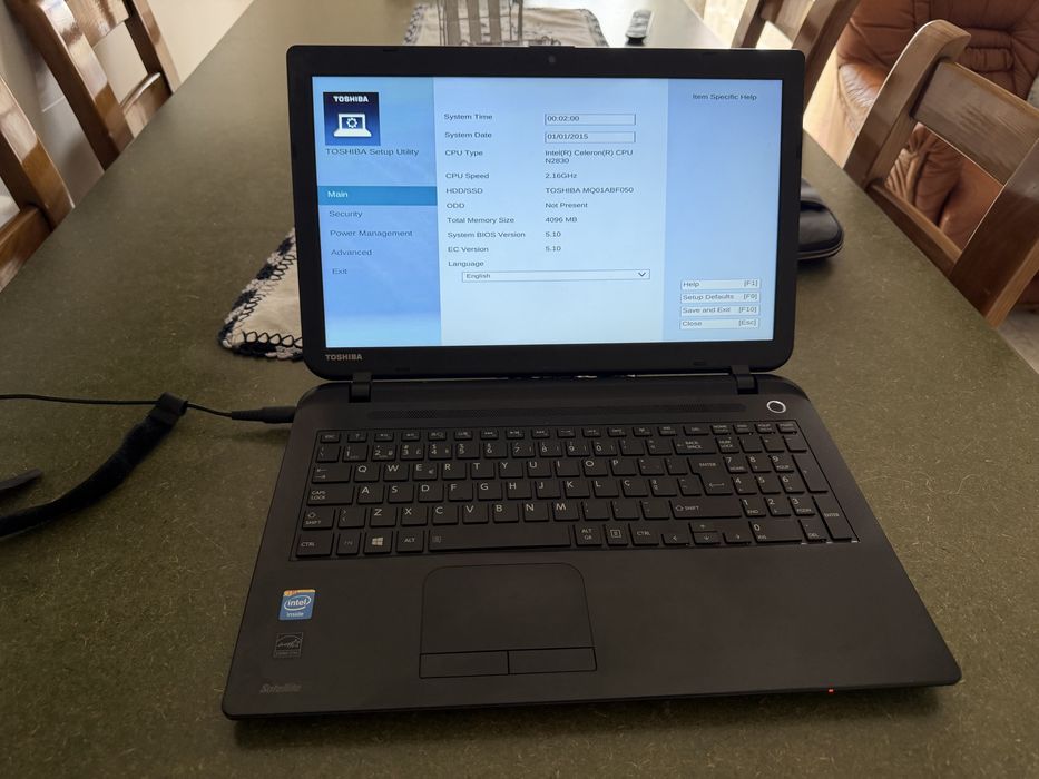 Computador toshiba