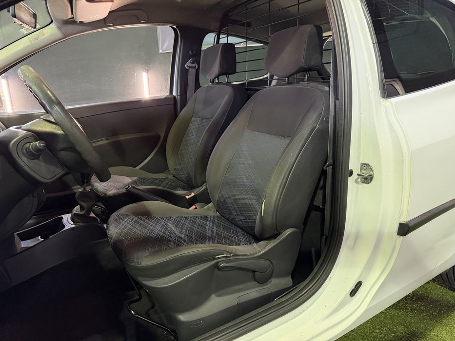 Renault Clio Van 1.5 DCI A/C