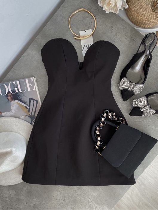 Новое (с этикеткой) платье