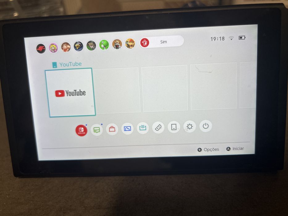 Nintendo switch semi novo