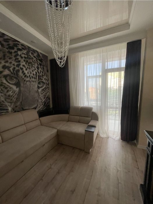 Сдам 2 КВ. 10 жемчужина (кадор) на Марсельской 35а. Можно на месяц  (18000)