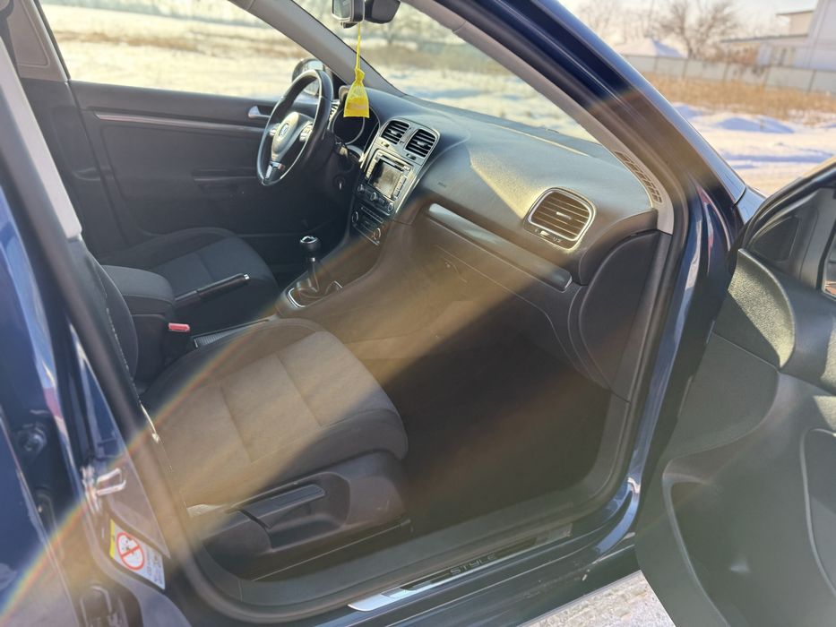 Volkswagen Golf з Німеччини вже Розмитнений