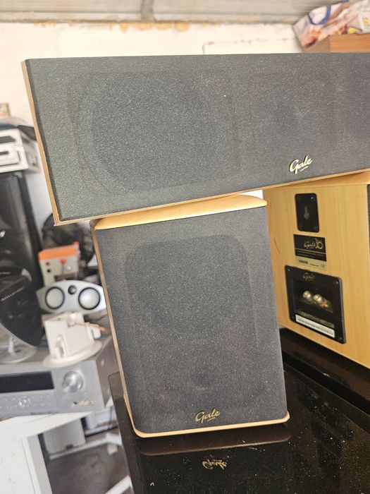 Conjunto de Colunas Home Cinema Gale (Série 30) - Central + 2 Satélites