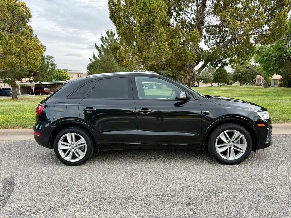 Audi Q3      2019