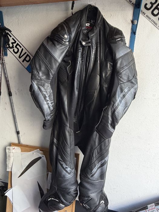 Kombinezon skorzany spyke roz56 eur 54