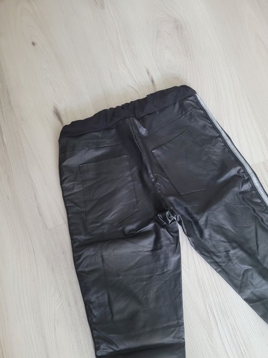 Nowe spodnie S skórka
