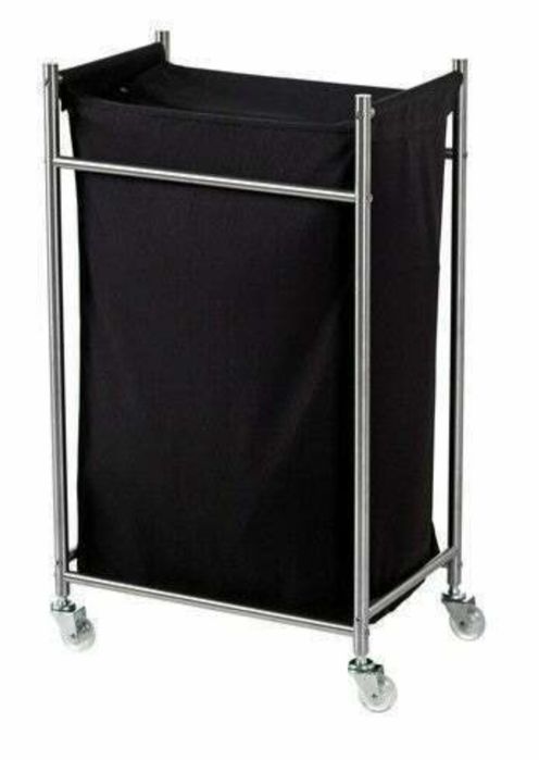 Suporte com rodas para cesto de roupa Ikea.