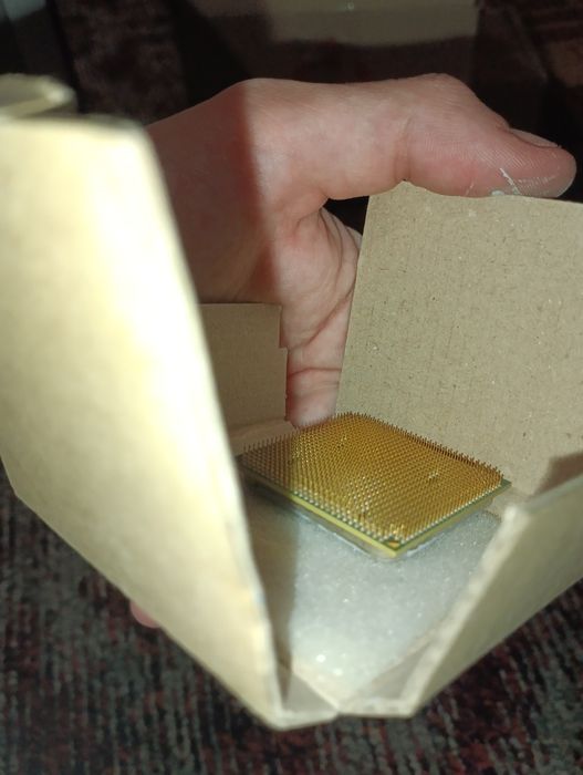 Процесор AMD Athlon II X2 220 (ADX2200CK22GM) — Сокет AM3/AM2+