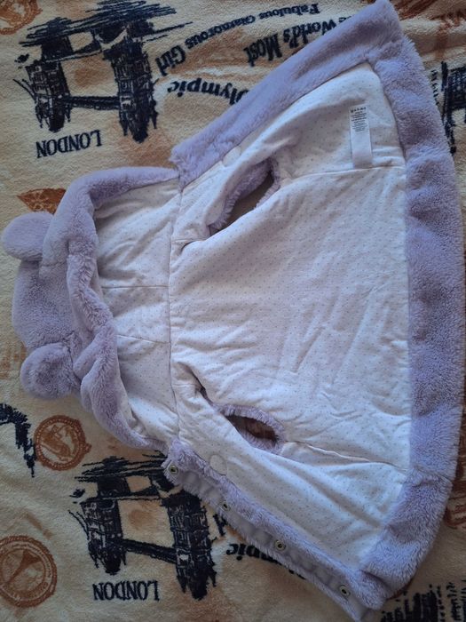 Дитяча жилетка для дівчинки