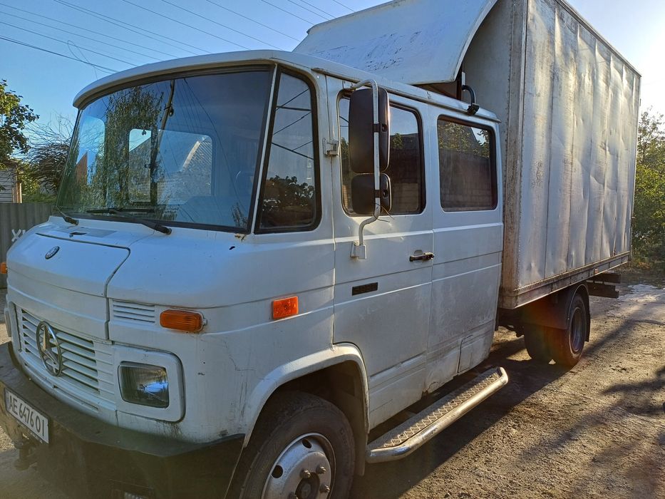 Продам Мерседес 508 - фургон 5+1