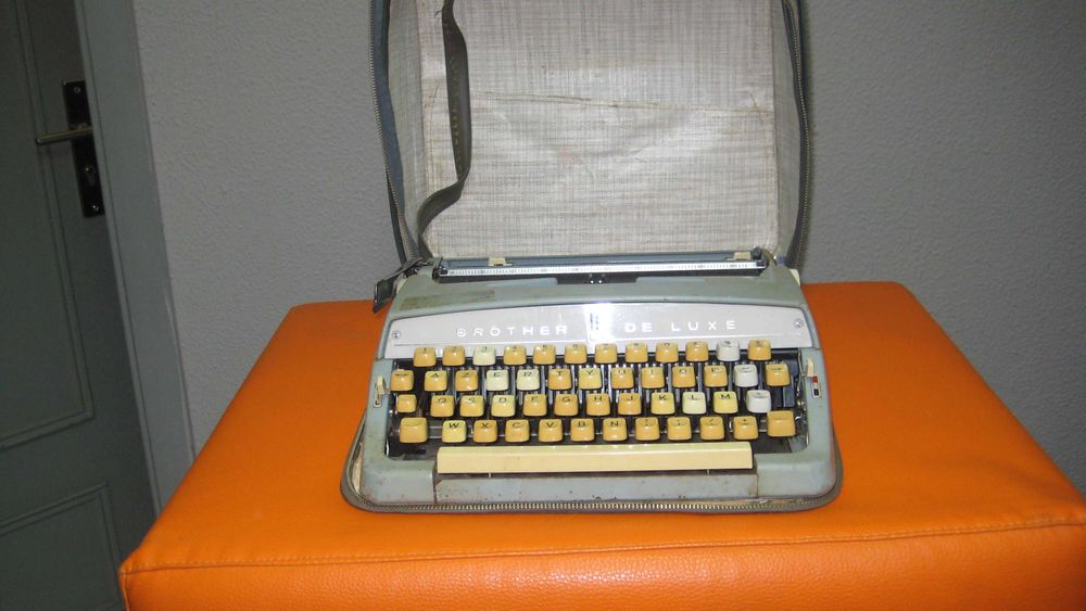 Maquina  manual de escrever para colecionadores, , a funcionar a 100%