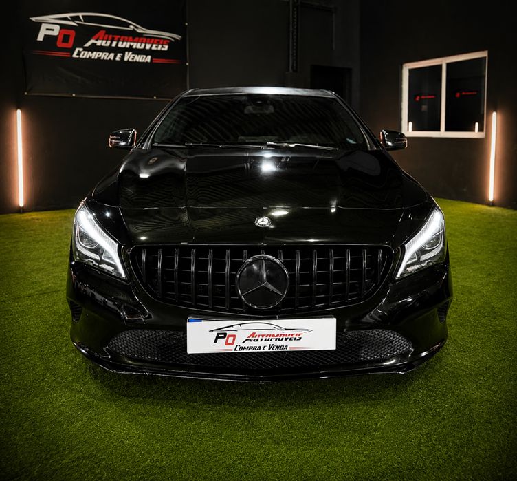 Mercedes-Benz CLA 220 AMG Automática