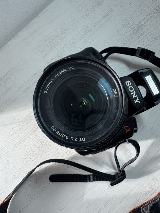 Фотоапарат  Sony Alpha DSLR-A200
