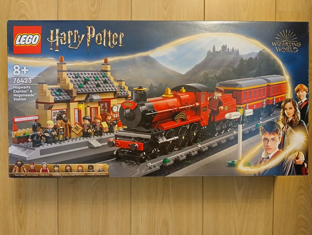 LEGO HARRY POTTER - Hogwarts Express™ e Estação de Hogsmeade™ - 76423 Loja  Especializada de LEGO em Portugal