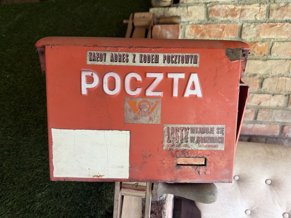 Sprzedam oryginalna skrzynkę Poczty Polskiej