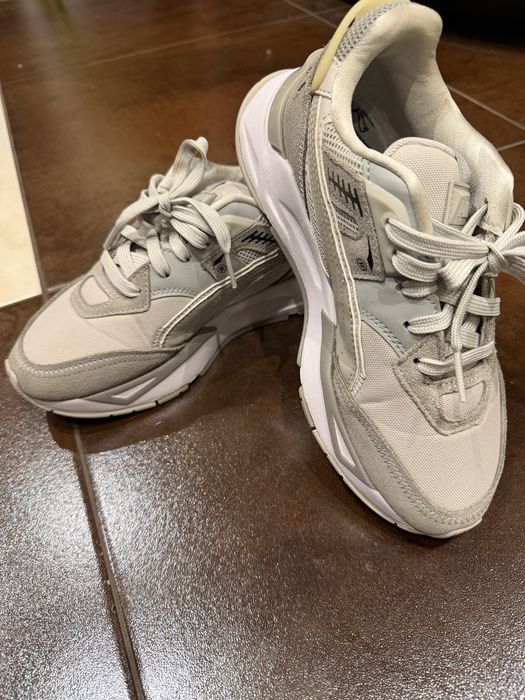 Жіночі кросівки Puma