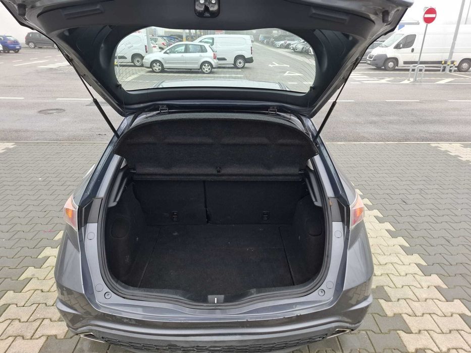 Honda Civic 1.8 i-VTEC Sport (Matrícula SK)