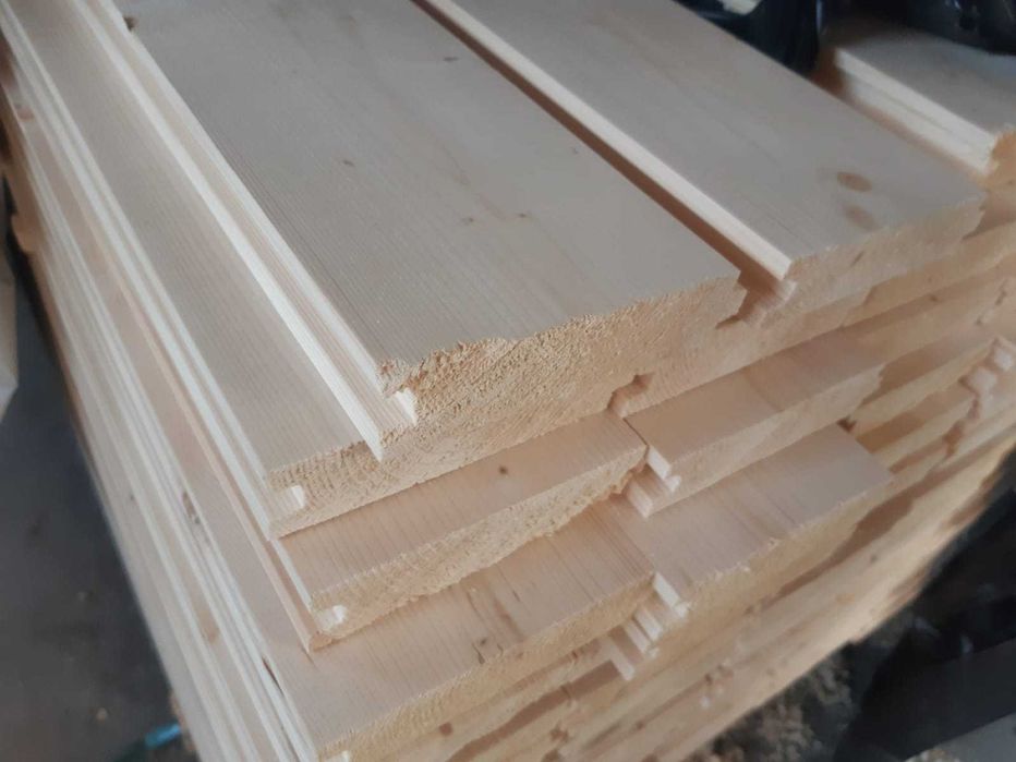Deska podłogowa świerk 28x146 mm dł. 4,5 m 4,8 m 5,4 m