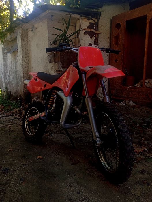 Vendo mota 50cc.