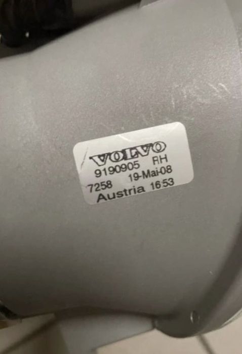 Lampa przeciwmgielna volvo xc70