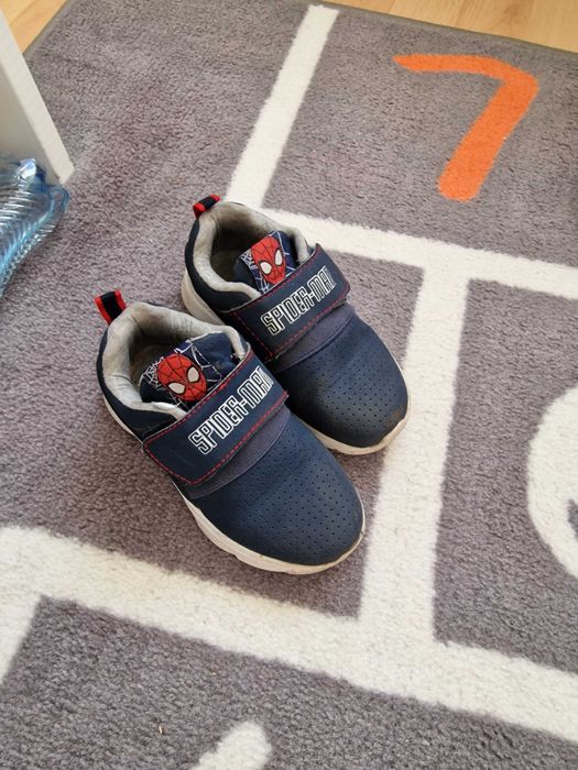 Buty adidasy chłopięce 16 cm. Cool club smyk. Spider men. Roz 24.