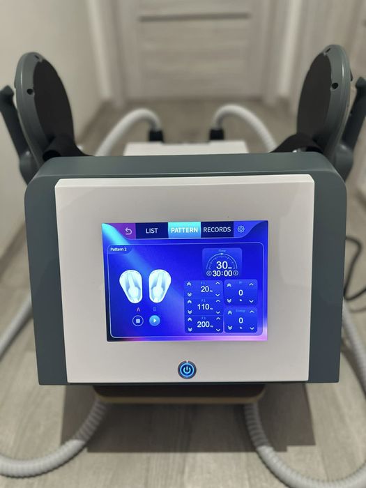 Maszyna fitness modelowanie sylwetki EMS ZERO elektrostymulacja mięśni