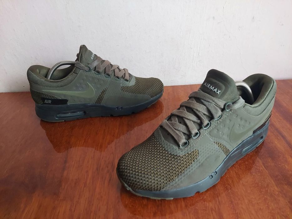 Кроссовки Nike air max zero premium оригінал 

Розмір по бірці:
Us 8