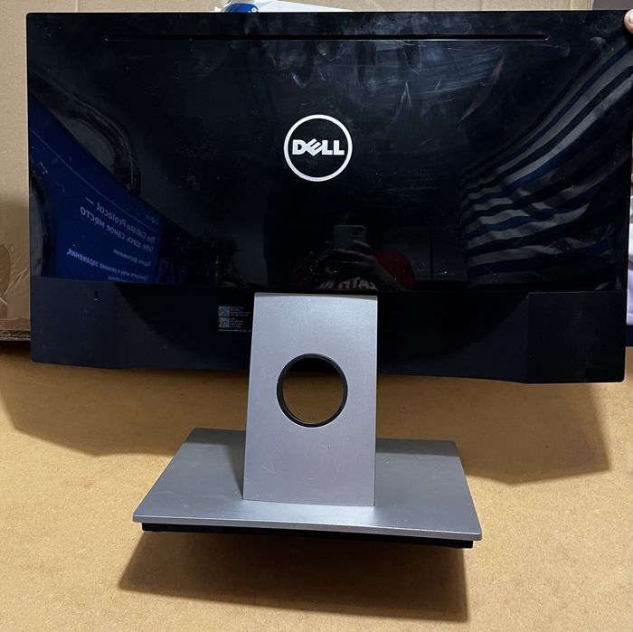 Монітор Dell неробочий