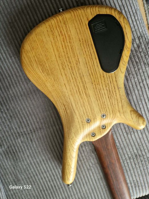 Gitara basowa Warwick corvette STD germany