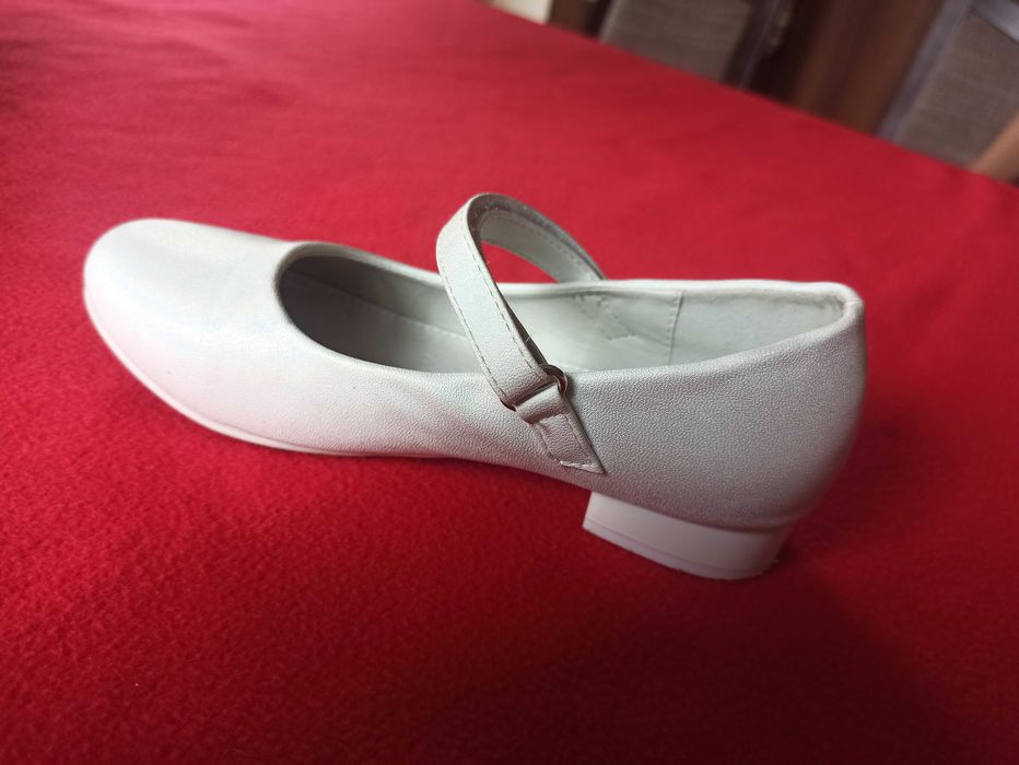 Buty komunijne dziecięce