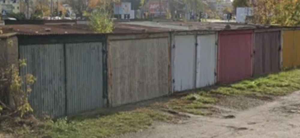 Garaż blaszak sprzedam osiedle Wyżyny  Ulica Modrakowa a Ku Wiatrakom
