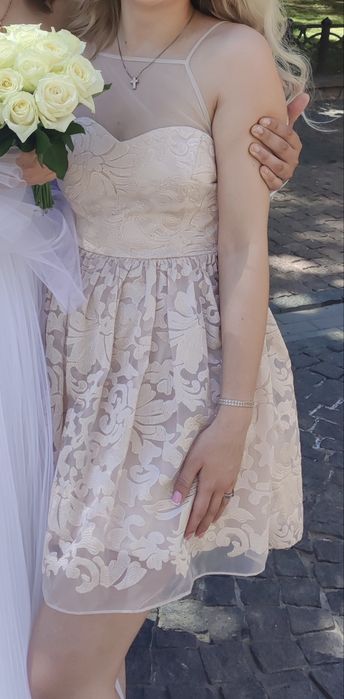 Сукня від Arianna Grande