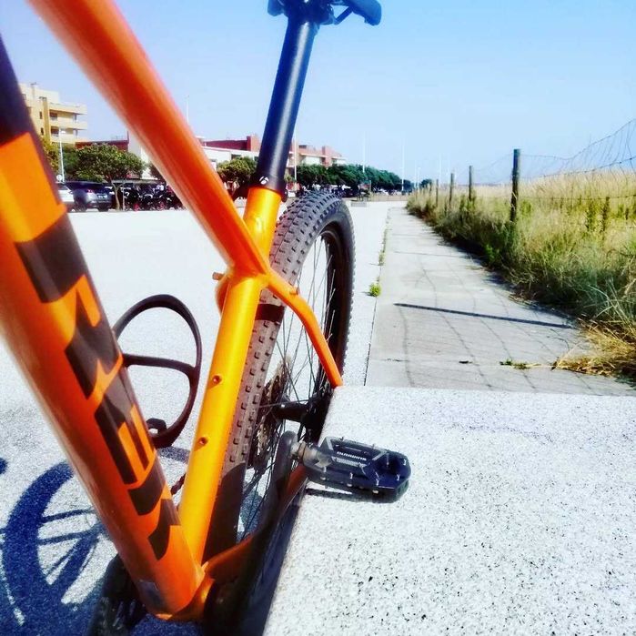 Bicicleta Trek Marlin 6 (COMO NOVA)