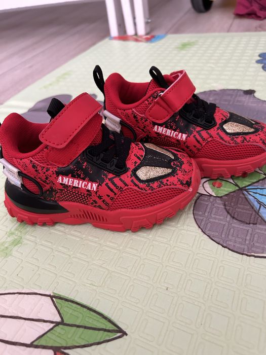 Кроссовки для мальчика