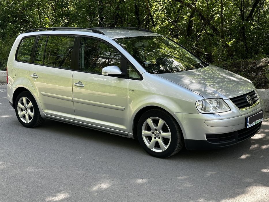 Volkswagen Touran, 2004