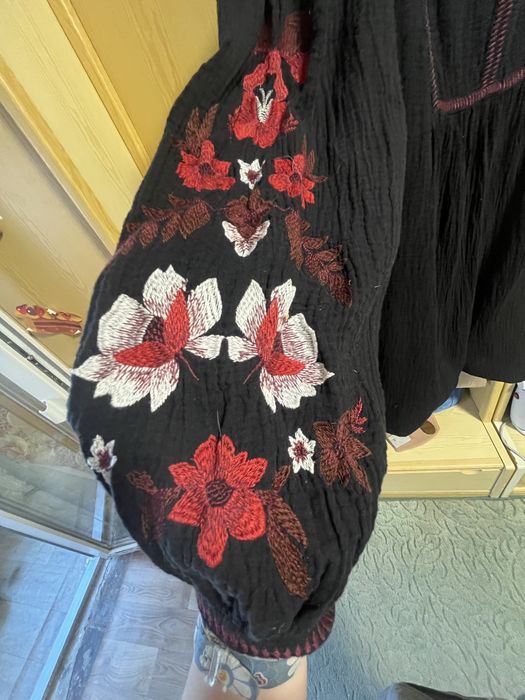 Жіноча Сукня - вишиванка.