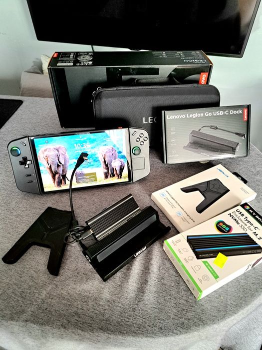 LENOVO LEGION GO Z1 EXTREME (1 TB) Stacja Dokująca, grip, dyskSDD512