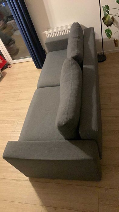 Sprzedam rozkładaną kanapę w kolorze szarym