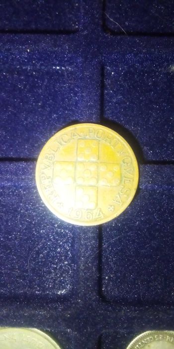 XX centavos de 1964 portuguesas
