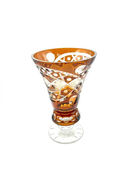 Jarra em cristal lapidado ambar antiga