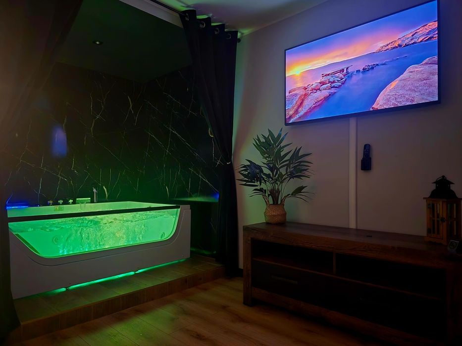 Apartament z jacuzzi/wanna/studio fotograficzne