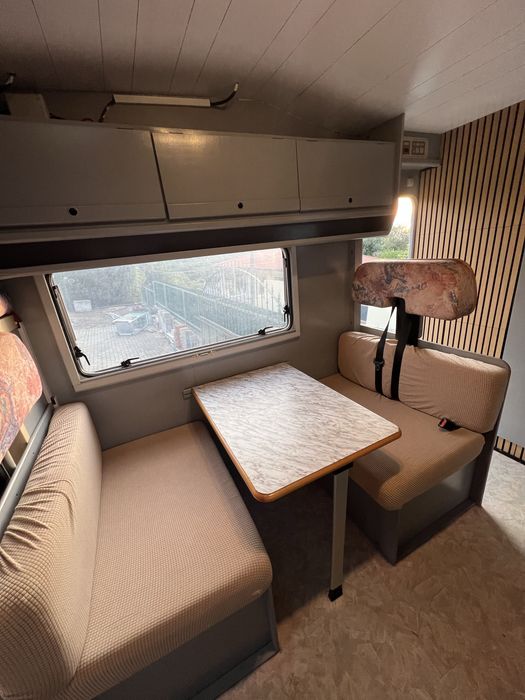 Autocaravana 6 lugares de livrete