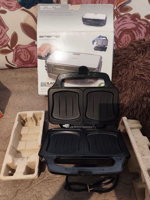 бутербродниця  Emerio моделі серії XXL Sendwich toaster.