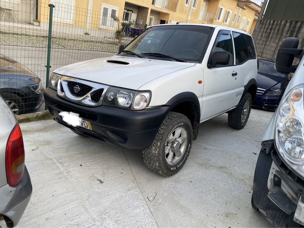 Nissan Terrano 2 Usado - Carros - OLX Portugal