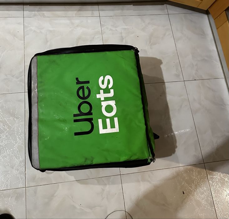 Mala uber eats usada